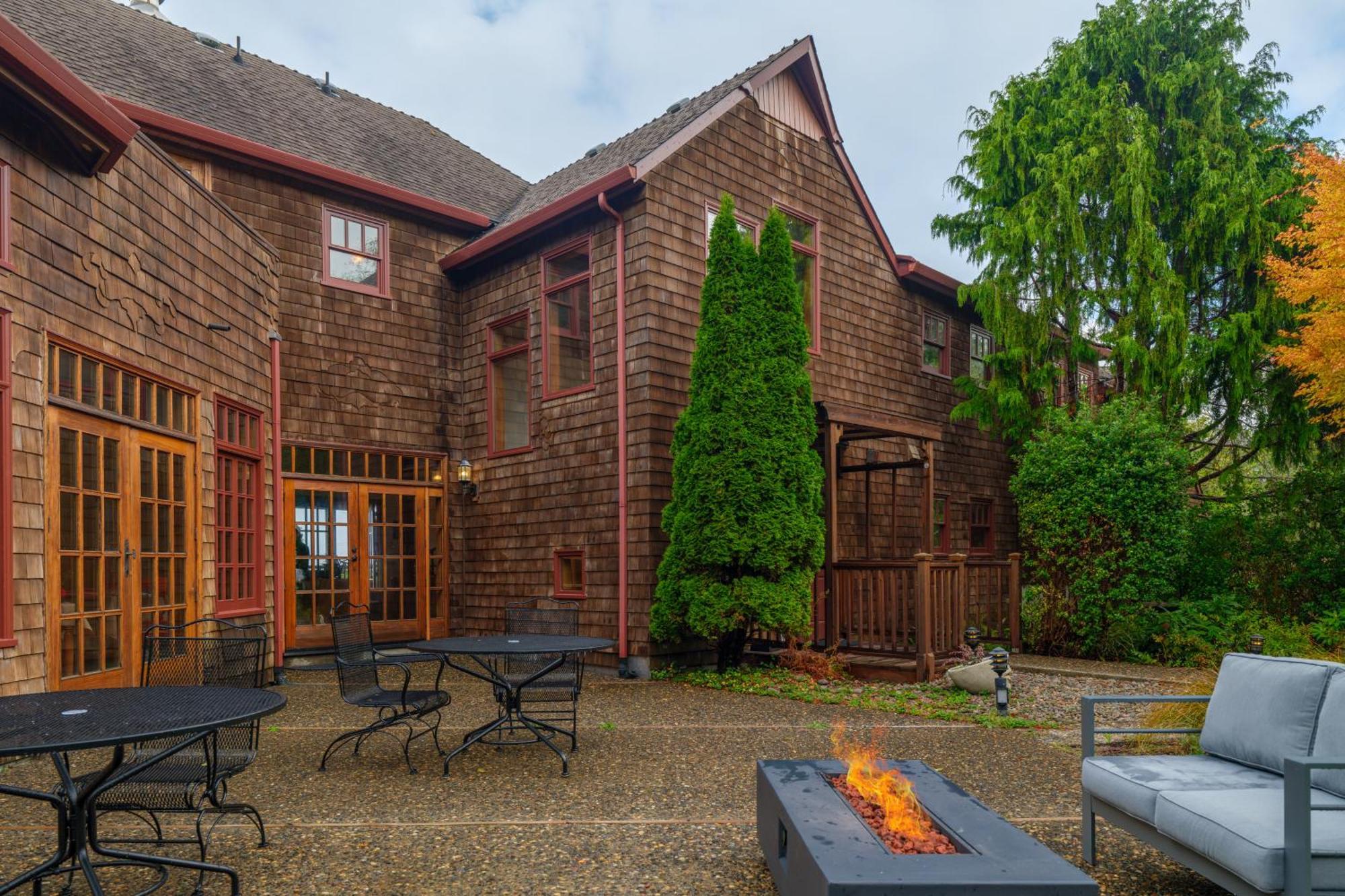 Arch Cape Inn And Retreat Exterior photo